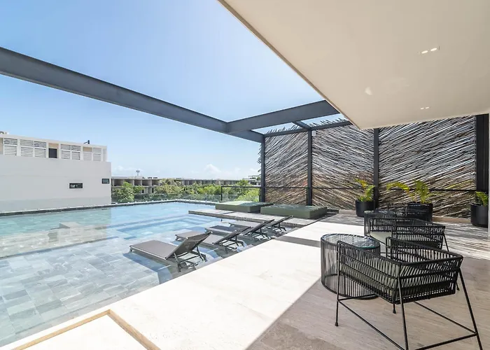 Casa de férias Lux 2br With Rooftop Pool, Spa, Gym, Kids Playroom #229