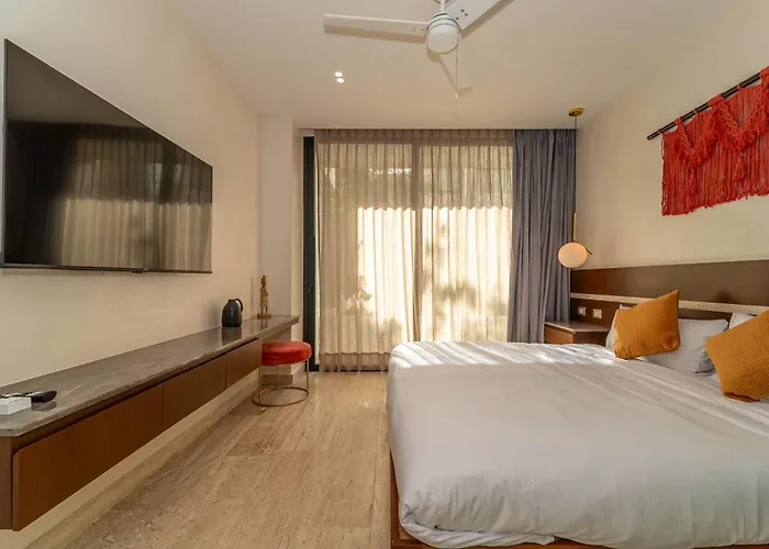 Lux 2br With Rooftop Pool, Spa, Gym, Kids Playroom #229 *