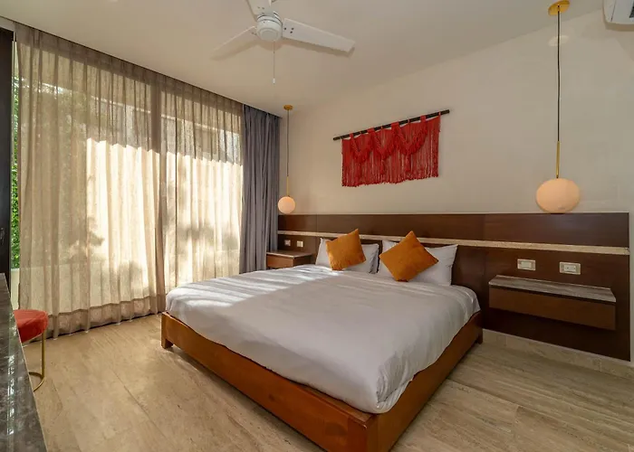Casa de férias Lux 2br With Rooftop Pool, Spa, Gym, Kids Playroom #229 *